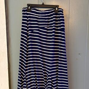 Elegant Striped Maxi Skirt